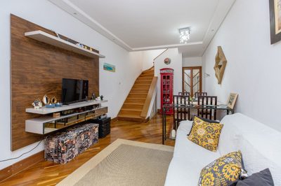 Casa, 4 quartos, 131 m² - Foto 1