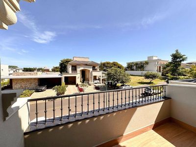 Sobrado, 3 quartos, 303 m² - Foto 4