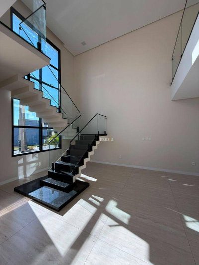 Sobrado, 3 quartos, 240 m² - Foto 4
