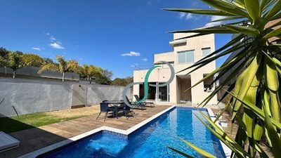 Casa, 3 quartos, 344 m² - Foto 1