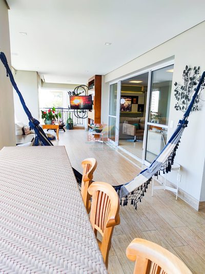 Apartamento, 3 quartos, 208 m² - Foto 2
