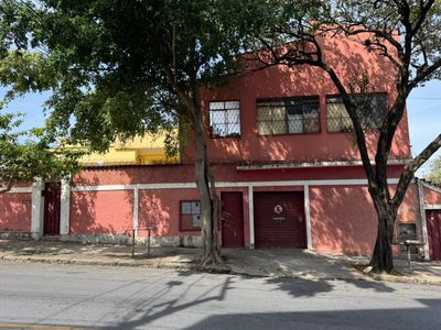 Casa, 8 quartos, 450 m² - Foto 1