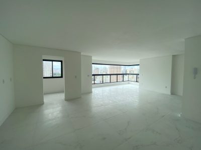 Apartamento, 3 quartos, 130 m² - Foto 4