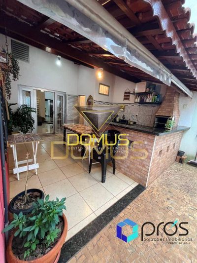 Casa, 3 quartos, 18000 m² - Foto 1