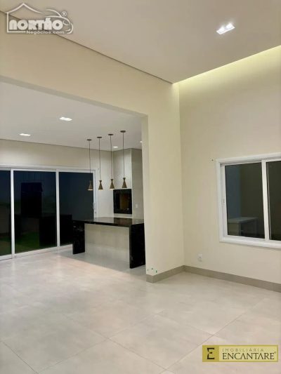 Casa, 1 quarto, 172 m² - Foto 3