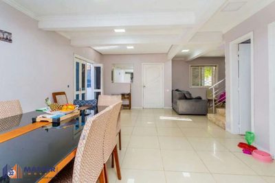 Casa, 4 quartos, 226 m² - Foto 2