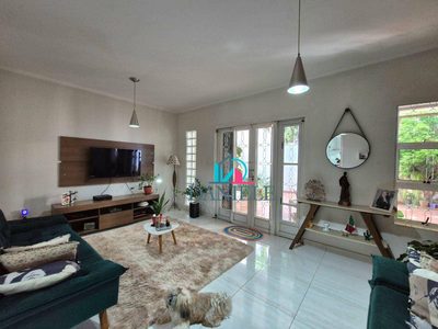 Casa, 3 quartos, 145 m² - Foto 1