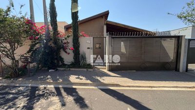 Casa, 3 quartos, 127 m² - Foto 1