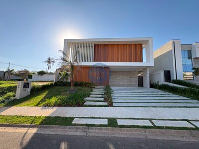 Sobrado, 4 quartos, 450 m² - Foto 1