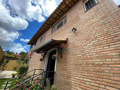 Casa, 4 quartos, 244 m² - Foto 2