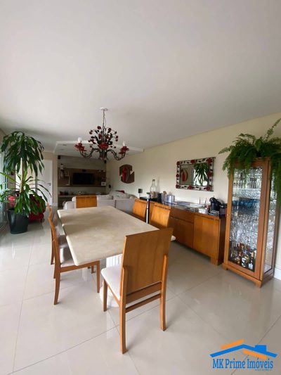 Apartamento, 4 quartos, 198 m² - Foto 2