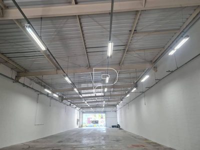 Depósito-Galpão, 429 m² - Foto 2