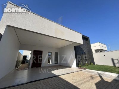Casa, 3 quartos, 131 m² - Foto 1
