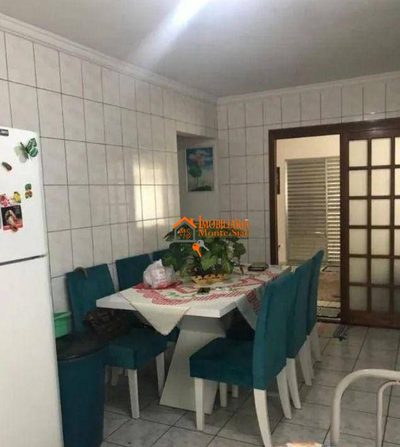 Sobrado, 3 quartos, 253 m² - Foto 4