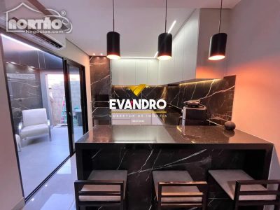 Casa, 2 quartos, 75 m² - Foto 2