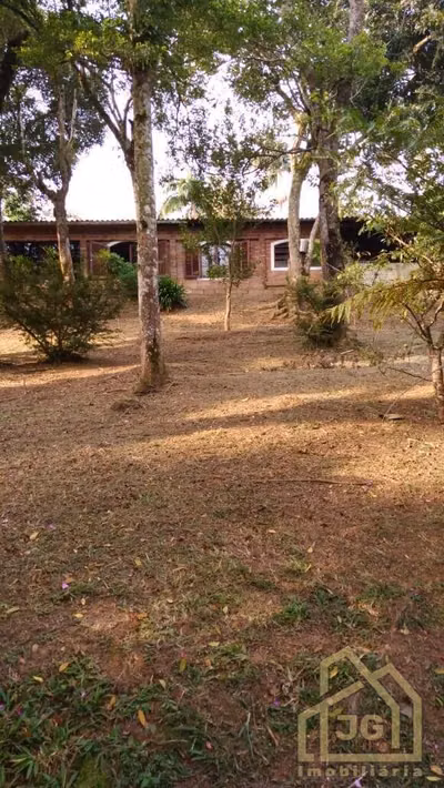 Sítio, 2 quartos, 9400 m² - Foto 1