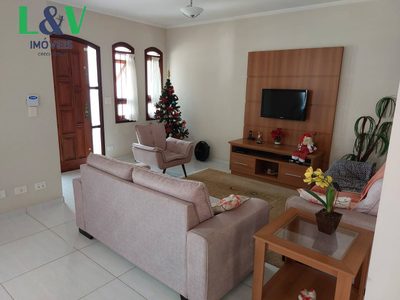 Casa, 3 quartos, 232 m² - Foto 2