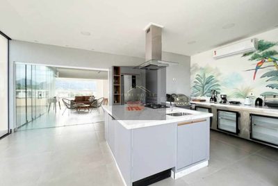 Cobertura, 3 quartos, 233 m² - Foto 5