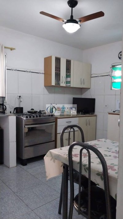 Casa, 8 quartos, 221 m² - Foto 3
