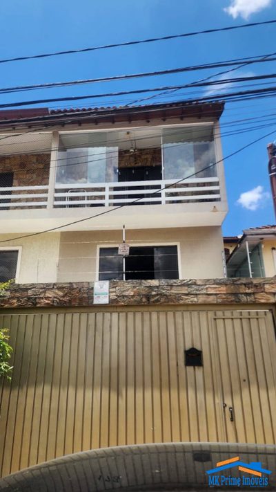 Casa, 4 quartos, 198 m² - Foto 1