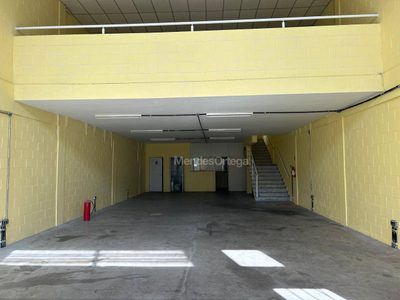 Depósito-Galpão, 305 m² - Foto 2