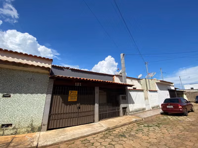 Casa, 3 quartos, 220 m² - Foto 1