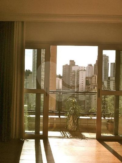 Apartamento, 3 quartos, 182 m² - Foto 2