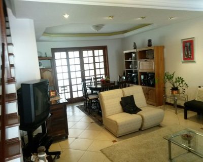 Casa, 4 quartos, 180 m² - Foto 1