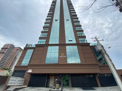 Apartamento, 3 quartos, 135 m² - Foto 1