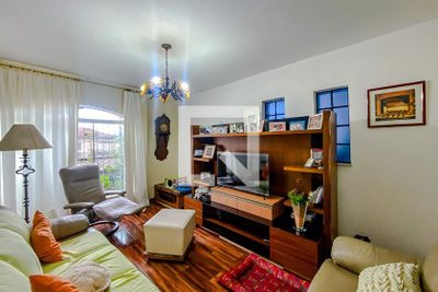 Casa, 3 quartos, 220 m² - Foto 1