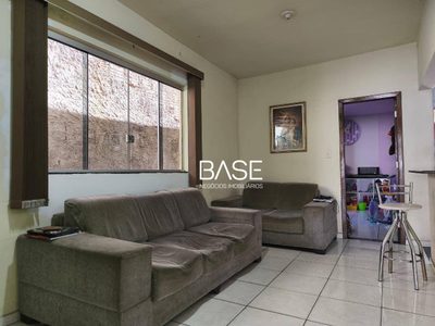 Casa, 3 quartos, 193 m² - Foto 2