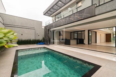 Sobrado, 4 quartos, 387 m² - Foto 1