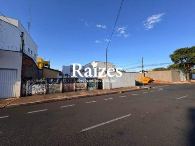 Casa, 2 quartos, 360 m² - Foto 1