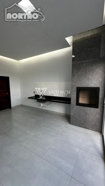 Casa, 3 quartos, 117 m² - Foto 2