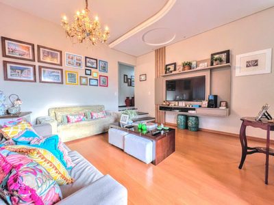 Casa, 3 quartos, 252 m² - Foto 2