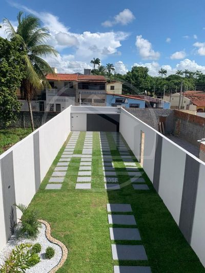Casa, 4 quartos, 258 m² - Foto 2