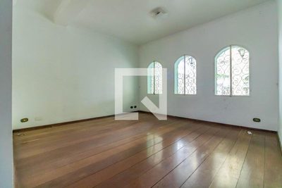 Casa, 3 quartos, 200 m² - Foto 2