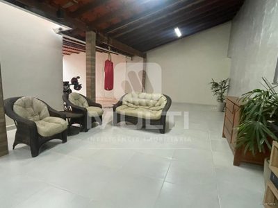Casa, 6 quartos, 221 m² - Foto 3