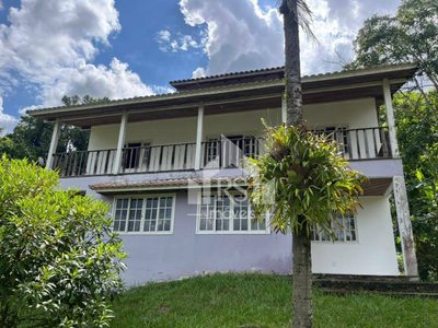 Casa, 4 quartos, 210 m² - Foto 1