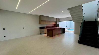 Casa, 3 quartos, 353 m² - Foto 4