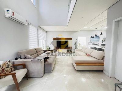 Casa, 3 quartos, 245 m² - Foto 4