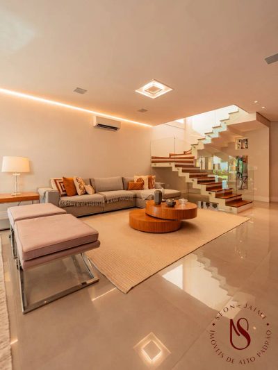 Casa, 4 quartos, 728 m² - Foto 1