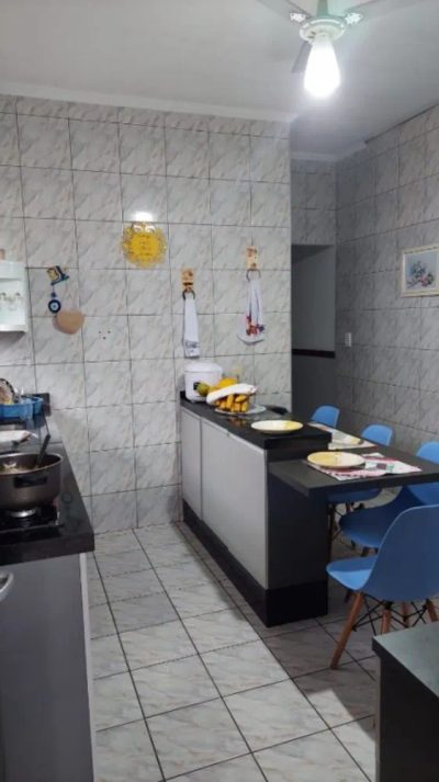 Casa, 2 quartos, 150 m² - Foto 1