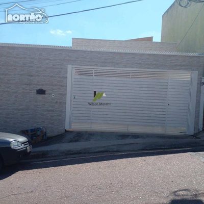 Casa, 4 quartos, 174 m² - Foto 1