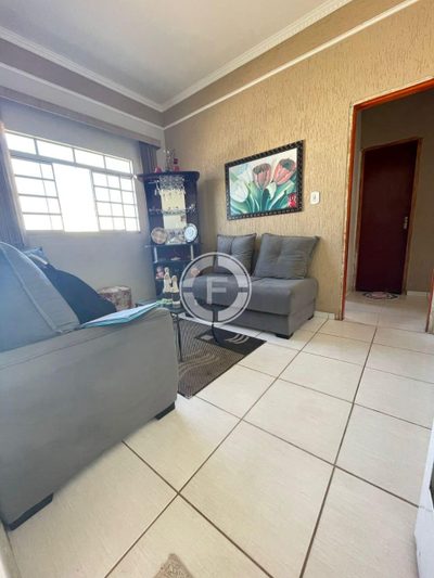 Casa, 2 quartos, 250 m² - Foto 2