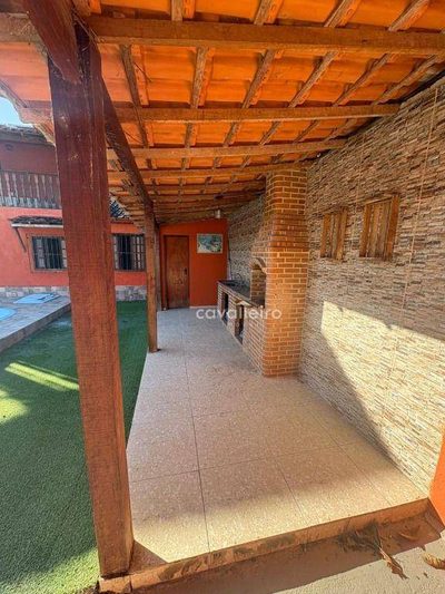 Casa, 4 quartos, 220 m² - Foto 2