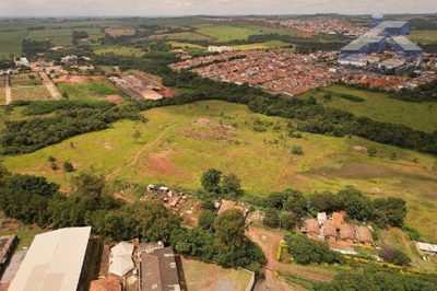 Terreno, 10 hectares - Foto 1