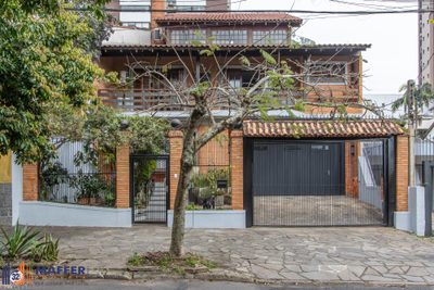 Casa, 5 quartos, 402 m² - Foto 1