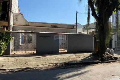 Casa, 1 quarto, 82 m² - Foto 1