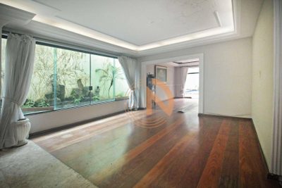Casa, 3 quartos, 476 m² - Foto 1